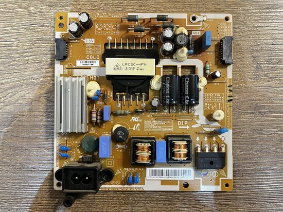 Maitinimo plokštė BN44-00697A