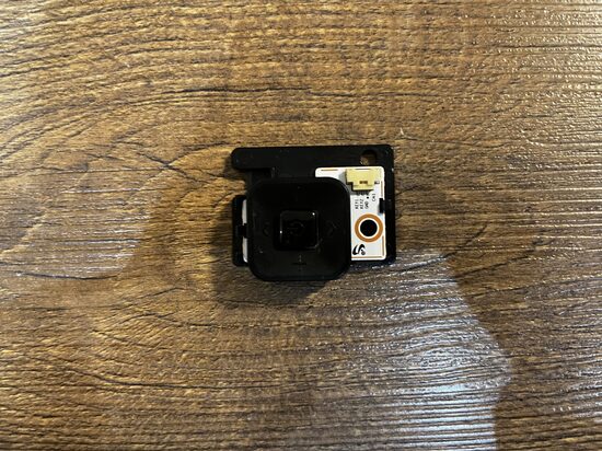 Išjungimo ir įjungimo mygtukas A35345B