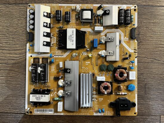 Maitinimo plokštė BN44-00807A