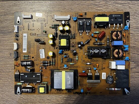 Maitinimo plokštė EAY64744204 (1.3)