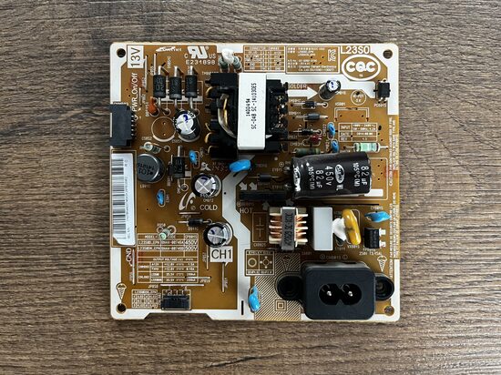 Maitinimo plokštė BN44-00746A