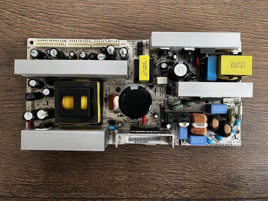 Maitinimo plokštė 68709D0006B