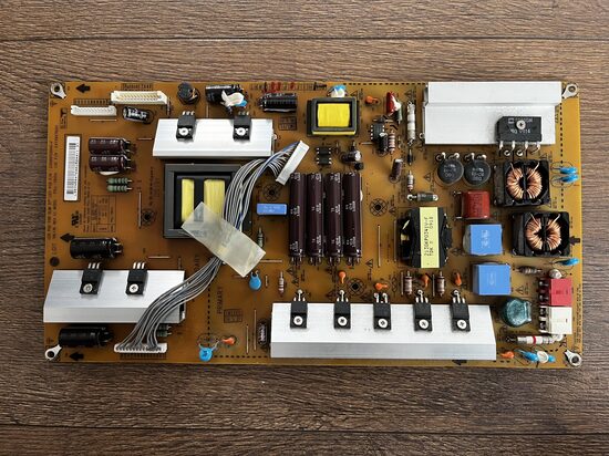 Maitinimo plokštė EAY58476001