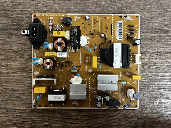 Maitinimo plokštė EAX67209001 (1.5)