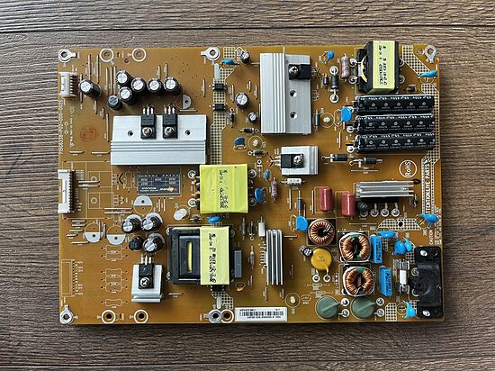 Maitinimo plokštė 715G6338-P02-000-002S