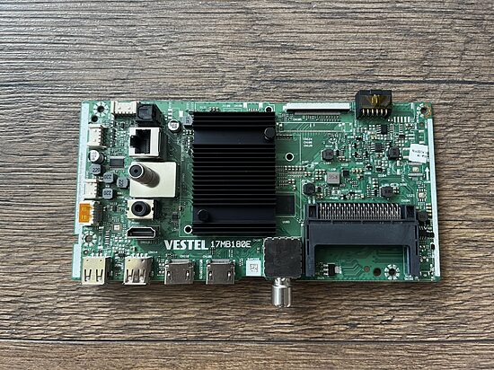 Pagrindinė plokštė 17MB180E